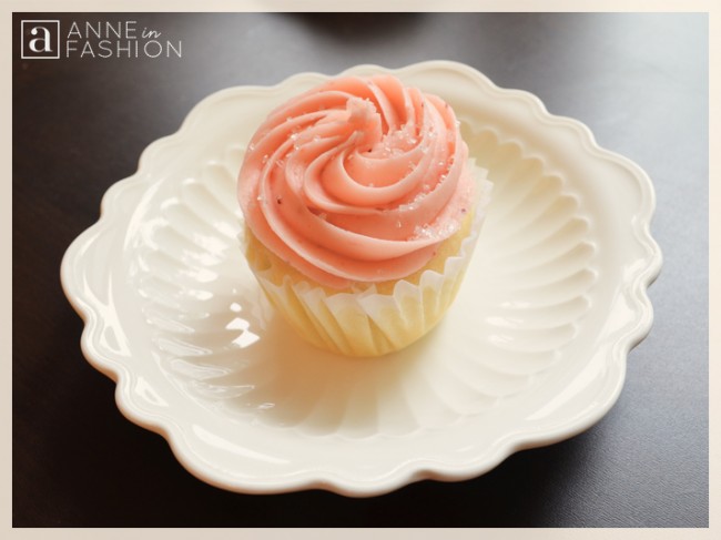 Pretty-Oridinary-Sweet-Treat-Cupcake